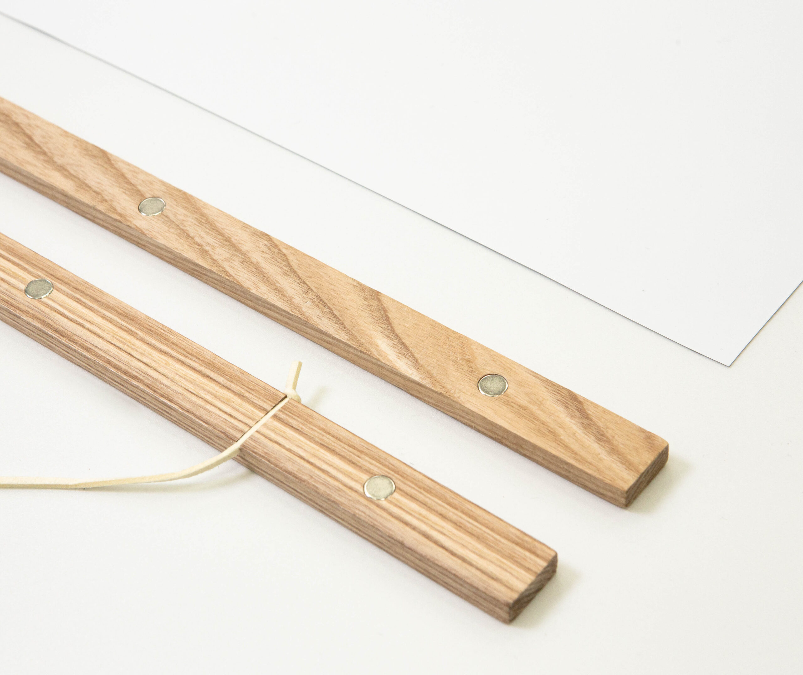 Discountsigns-NYC-Wood-Frame-Hanger